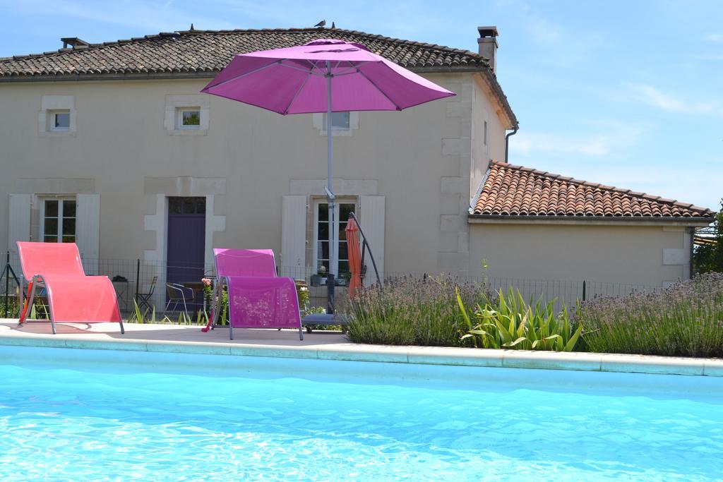 Chambres D'Hotes L'En Haut Des Vignes Mérignac Exterior foto